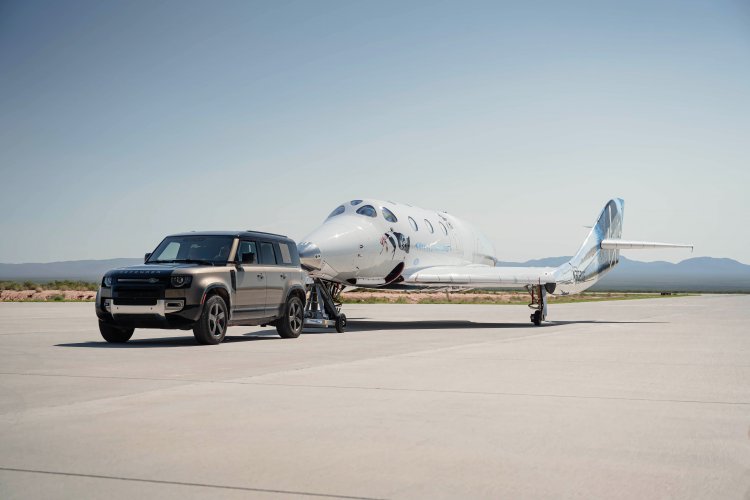 ABOVE AND BEYOND: LAND ROVER SUPPORTS VIRGIN GALACTIC’S FIRST FULLY CREWED SPACE FLIGHT.