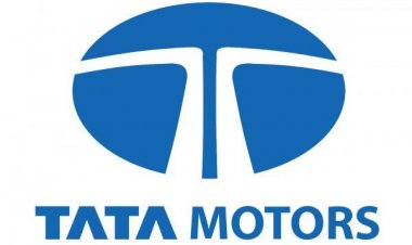 Tata Motors partners with Sundaram Finance to provide exclusive offers on passenger vehicles to its customers .