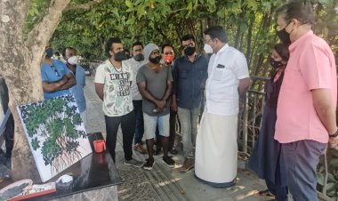 Walking path in Chathyath Walk Way becomes the street of art