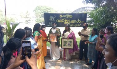 Standing Committee Chairperson Sunita Dixon  inaugurates  women's day special one day camp "Vanitha varnangal" conducted by Teach Art Kochi