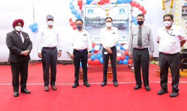 Tata Motors and Tata Power inaugurate India’s largest Solar Carport at its Car Plant in Pune .
