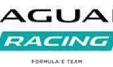 LONDON CALLING: JAGUAR RETURN TO RACE ON HOME SOIL AT THE HEINEKEN LONDON E-PRIX FOR THE FIRST TIME IN 17 YEARS .