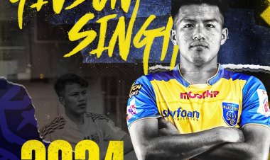 Givson Singh extends contract with Kerala Blasters FC.