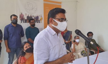 Remarks - an exhibition of paintings by 9 artists led by Prism group started on the 8th January 2022 at Durbar Hall Art Gallery