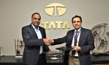 Tata Motors joins hands with Axis Bank, offers exclusive Electric Vehicle  Dealer Financing Program for authorized passenger EV Dealers